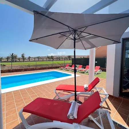 Villa Eva - New To The Market, Fully Refurbished Licensed - Private Pool *