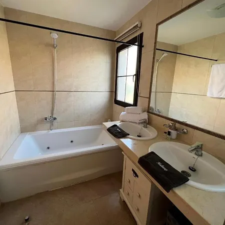Villa Eva - New To The Market, Fully Refurbished Licensed - Private Pool *